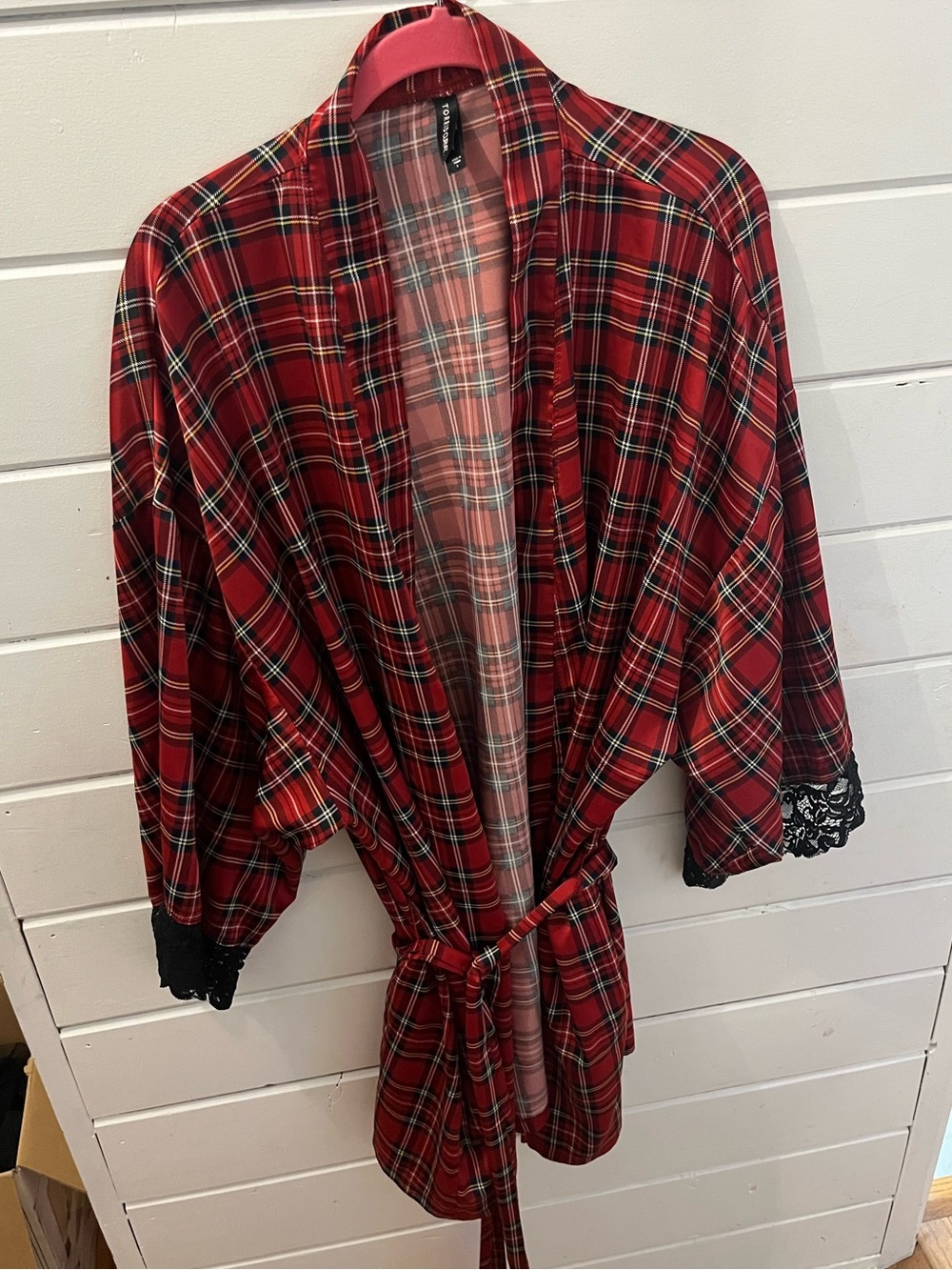 Torrid Curve Robe Womens 3X Red & Black Plaid Satin Kimono Belted Lace Trim